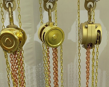 防爆手拉葫蘆和防爆單軌小車(chē)解決小型工廠吊重難題